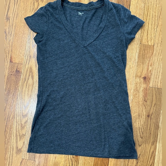 Gap v neck tee - Picture 1 of 1